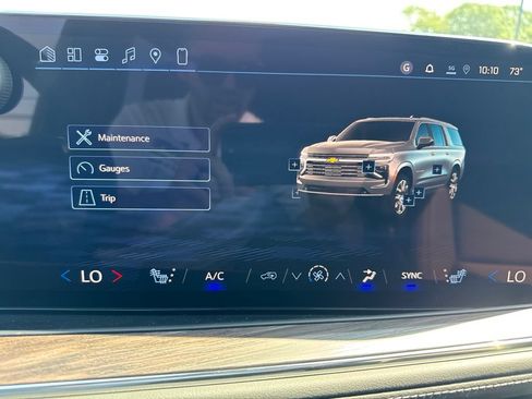 New 2026 Chevrolet Suburban Z71 w/ Z71 Off-Road Package AWD/4WD image 41