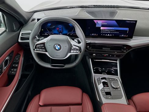 Used 2025 BMW 330i Sedan w/ Convenience Package image 23