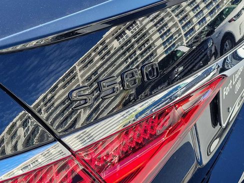 Used 2023 Mercedes-Benz S 580 4MATIC Sedan image 11