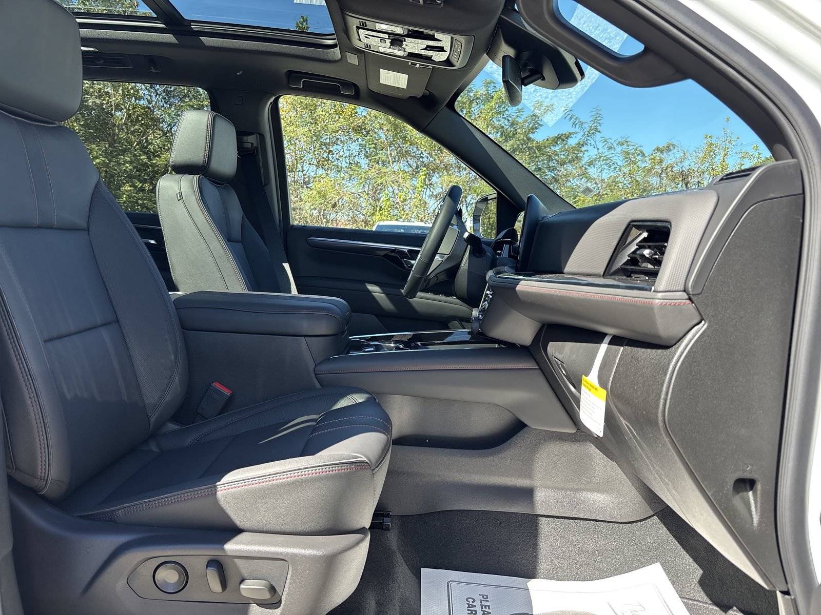 New 2027 Chevrolet Tahoe RST w/ Comfort Package AWD/4WD image 28