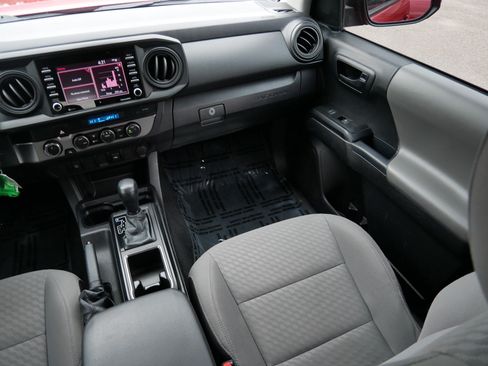 Used 2023 Toyota Tacoma SR AWD/4WD image 11