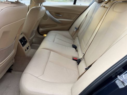 Used 2013 BMW 328i xDrive Sedan AWD/4WD image 14