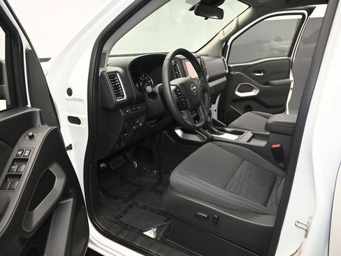 Used 2023 Nissan Frontier SV w/ Technology Package image 13