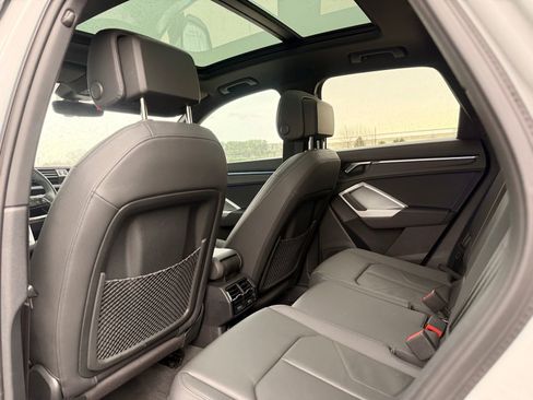 Used 2023 Audi Q3 2.0T Premium Plus image 15