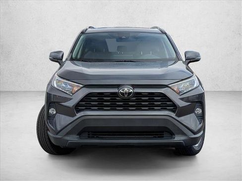 Used 2019 Toyota RAV4 XLE image 2