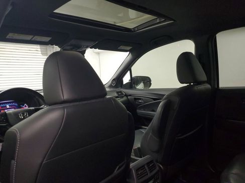 Certified 2021 Honda Passport Touring image 13