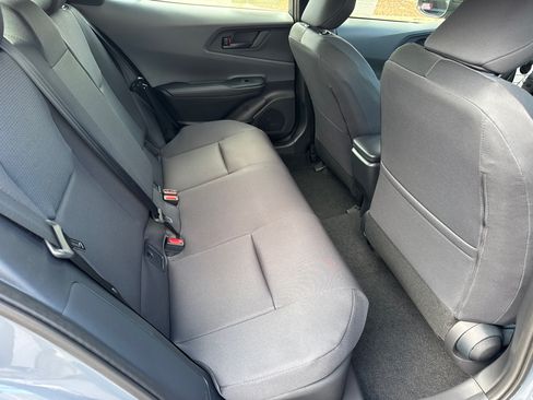 New 2027 Toyota Prius LE FWD image 17
