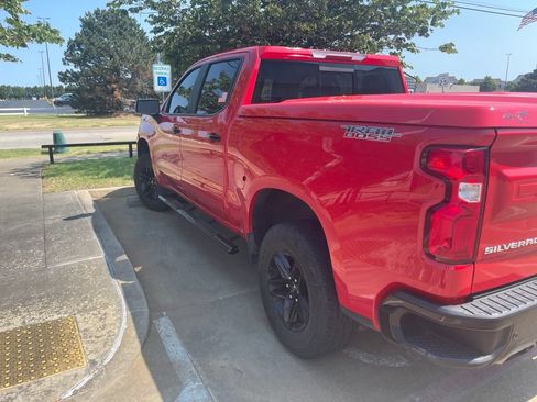 Used 2021 Chevrolet Silverado 1500 LT Trail Boss w/ Convenience Package II AWD/4WD image 10