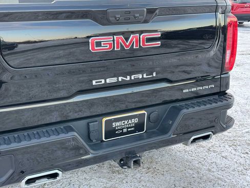 Certified 2023 GMC Sierra 1500 Denali w/ Denali Reserve Package AWD/4WD image 13