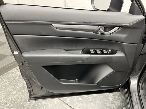 Used 2025 MAZDA CX-5 AWD 2.5 S w/ Preferred Package image 6