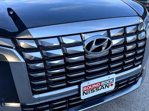 Used 2023 Hyundai Palisade Calligraphy image 28