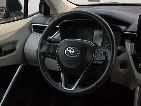 Certified 2023 Toyota Corolla Cross LE AWD/4WD image 18