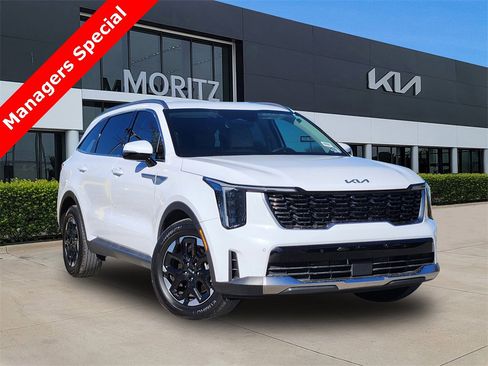 New 2025 Kia Sorento S image 1