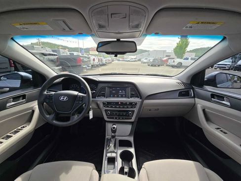Used 2017 Hyundai Sonata Sport FWD image 15