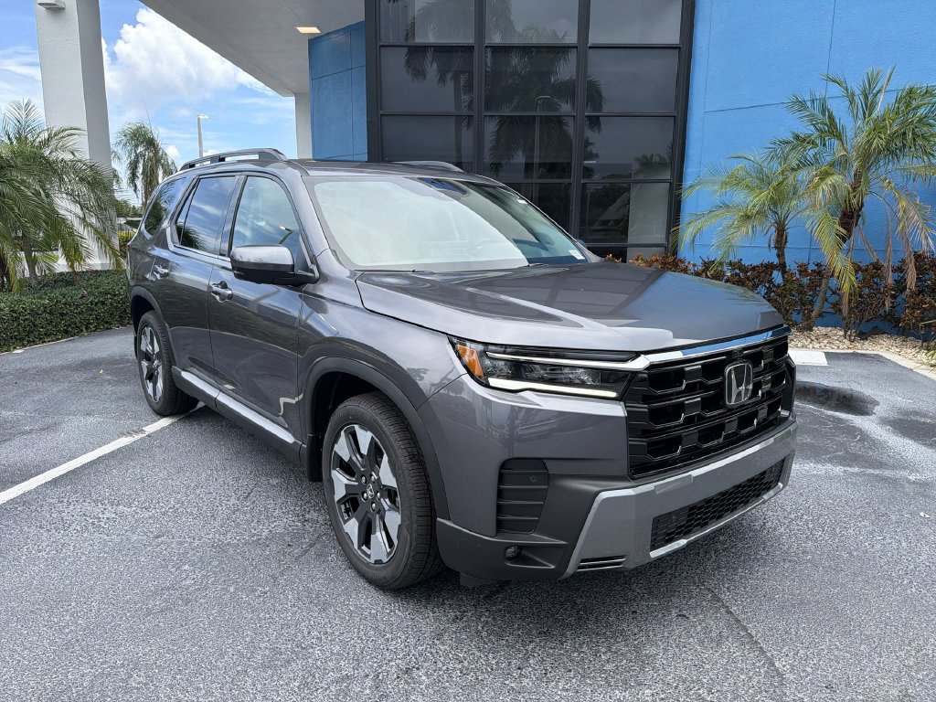 New 2026 Honda Pilot Elite image 2
