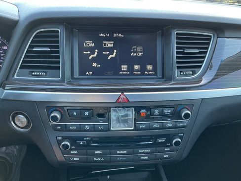 Used 2018 Genesis G80 3.8 w/ Option Group 02 RWD image 41