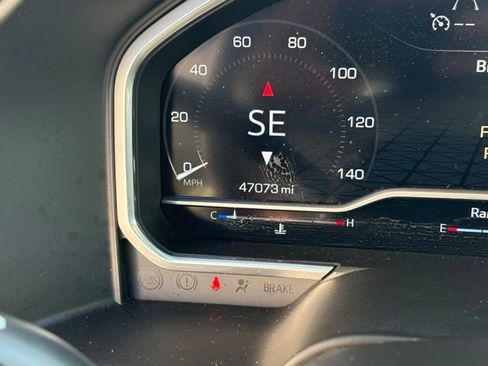 Used 2024 GMC Sierra 2500 Denali Ultimate image 4