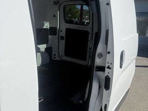 Used 2020 Nissan NV200 S FWD image 15