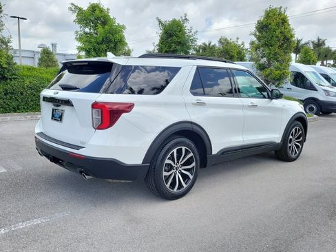 Certified 2022 Ford Explorer ST-Line w/ Class IV Trailer Tow Package RWD image 8