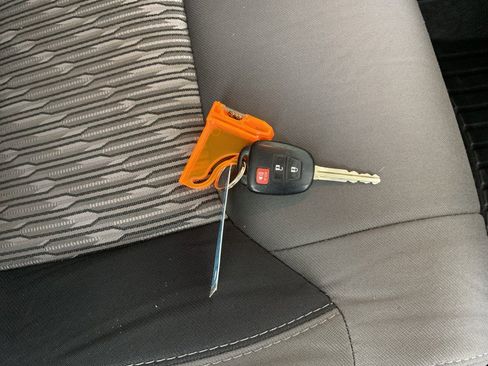 Used 2019 Toyota Tundra SR5 w/ TRD Off Road Package image 42