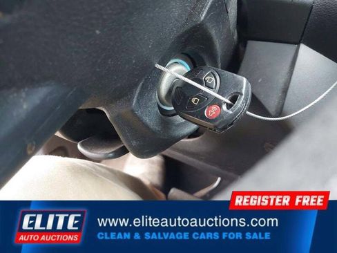Used 2017 Ford Escape SE image 22