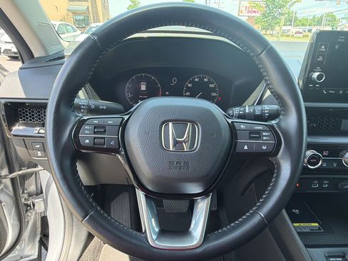Used 2025 Honda CR-V EX-L image 17