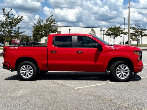 New 2024 Chevrolet Silverado 1500 Custom AWD/4WD image 25