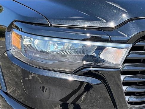 Used 2025 RAM 1500 Laramie w/ Night Edition AWD/4WD image 33