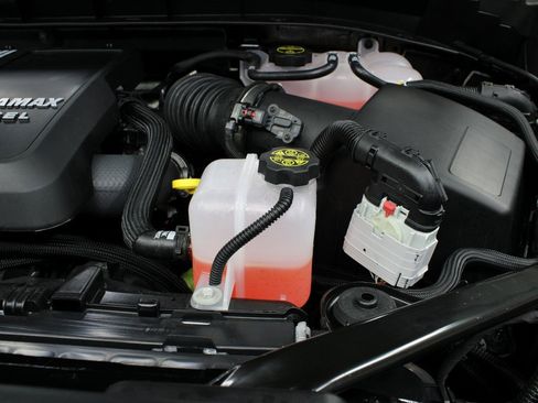 Used 2025 GMC Sierra 1500 Denali Ultimate image 31