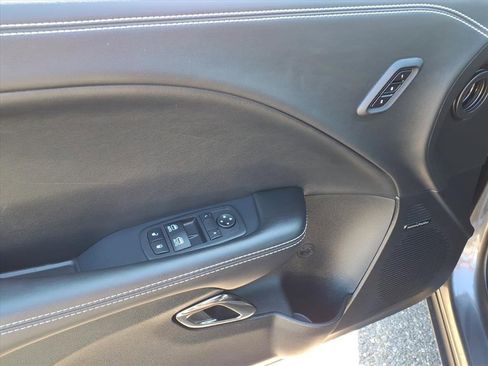 Used 2023 Dodge Challenger SRT Hellcat image 4