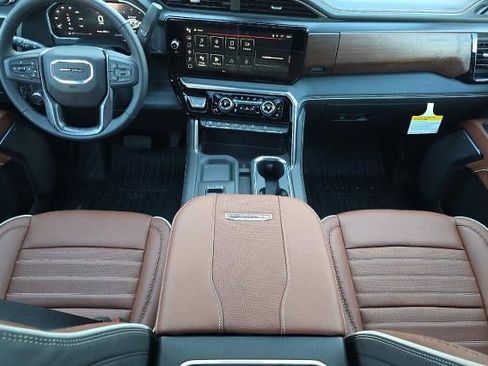 New 2026 GMC Sierra 2500 Denali Ultimate w/ Max Trailering Package image 14