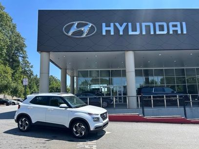 Certified 2025 Hyundai Venue SEL