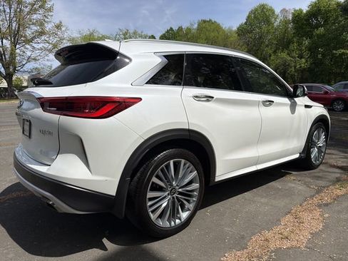 Certified 2024 INFINITI QX50 Sensory image 5