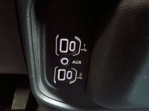 Used 2025 RAM 1500 Lone Star RWD image 6