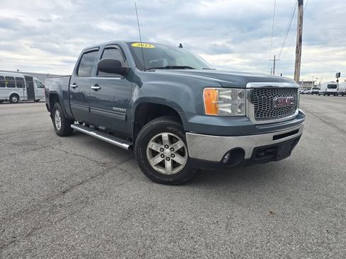 Used 2013 GMC Sierra 1500 SLE w/ Power Tech Package AWD/4WD image 1