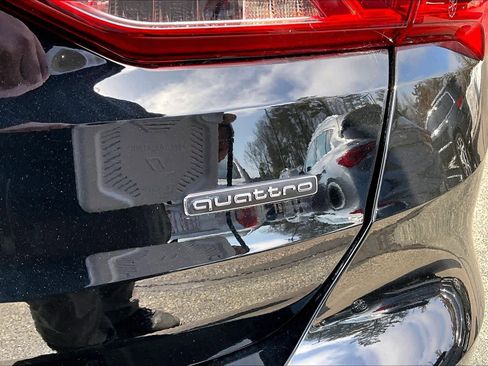 Used 2024 Audi Q3 2.0T Premium Plus image 10