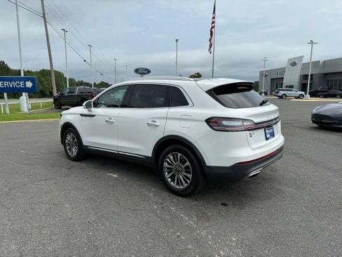 Used 2020 Lincoln Nautilus Reserve FWD image 4