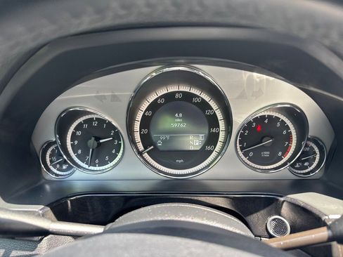 Used 2011 Mercedes-Benz E 350 4MATIC Sedan image 17