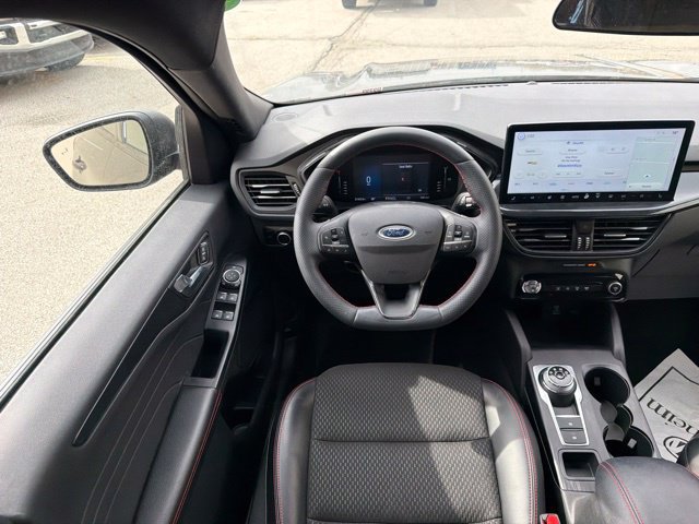 Used 2023 Ford Escape ST-Line w/ Tech Pack #1 AWD/4WD image 19