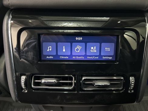 Certified 2025 Lincoln Aviator Reserve w/ Equipment Group 201A image 30