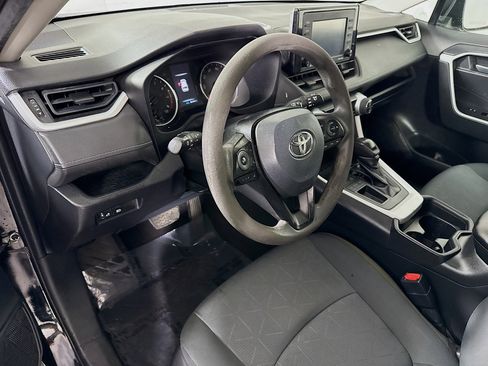 Used 2021 Toyota RAV4 XLE FWD image 23
