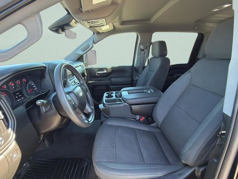 Used 2024 Chevrolet Silverado 2500 Custom w/ Custom Convenience Package AWD/4WD image 18