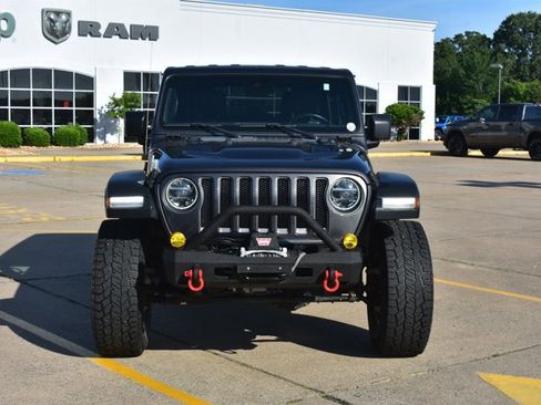 Used 2019 Jeep Wrangler Unlimited Rubicon AWD/4WD image 2