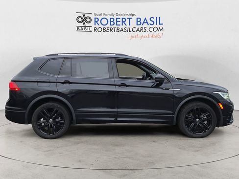 Used 2022 Volkswagen Tiguan SE R-Line image 6