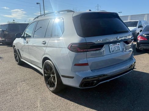 Used 2024 BMW X7 M60i w/ Climate Comfort Package AWD/4WD image 3