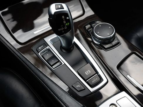 Used 2015 BMW 528i Sedan RWD image 33