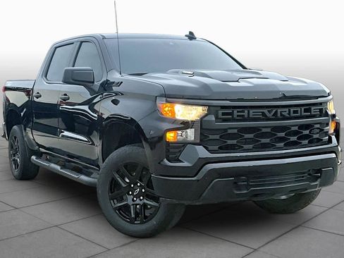Certified 2024 Chevrolet Silverado 1500 Custom Trail Boss w/ Turbomax Blackout Package AWD/4WD image 3