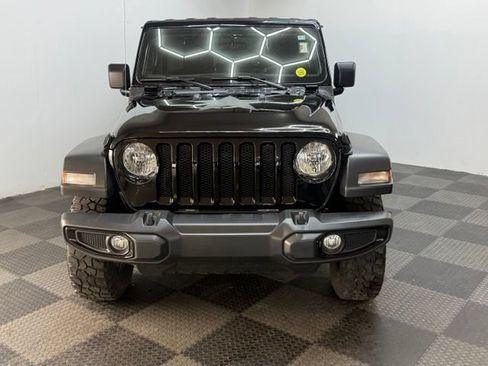 Used 2021 Jeep Wrangler Unlimited Sport AWD/4WD image 4
