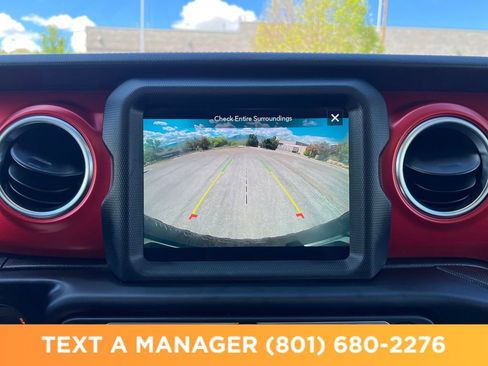 Used 2022 Jeep Wrangler Unlimited Rubicon w/ Steel Bumper Group AWD/4WD image 22