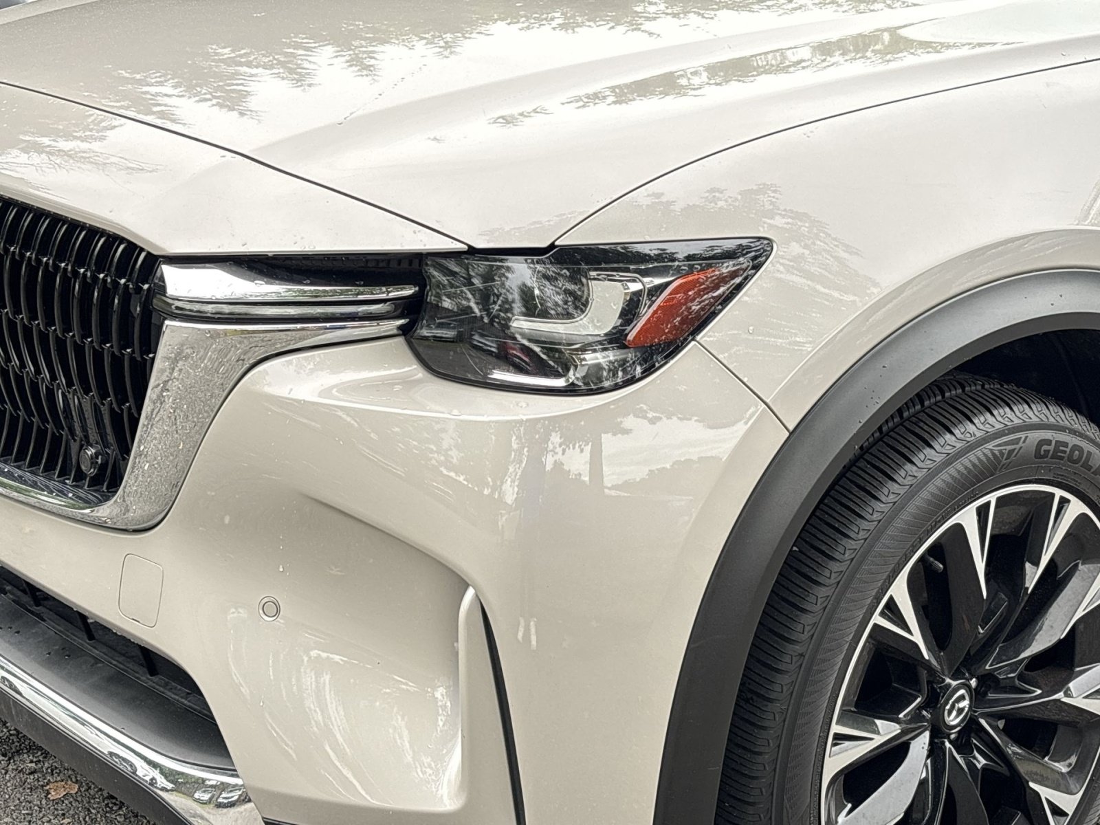 Used 2024 MAZDA CX-90 Plug-In Hybrid w/ Premium Pkg AWD/4WD image 12